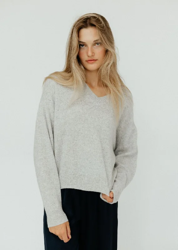 Elizabeth V-Neck Cashmere Sweater in Grey Wool Fabric Cashmere Fabric Tweed Fabric