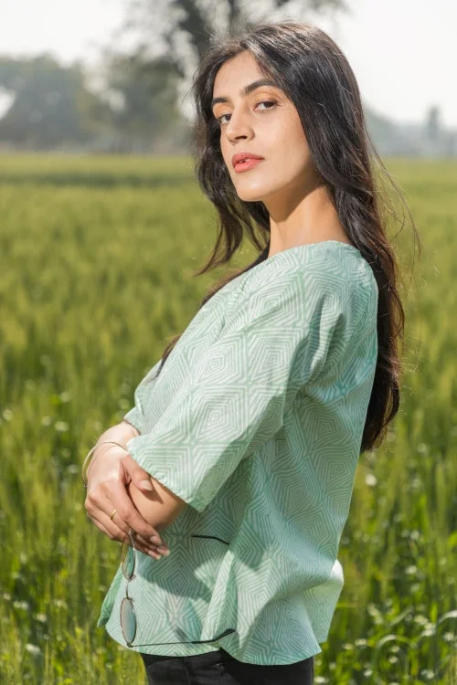 Sootisyahi 'Valley Breeze' Azofree Handblock Printed Pure Cotton Crop Top Cozy Warm Stylish