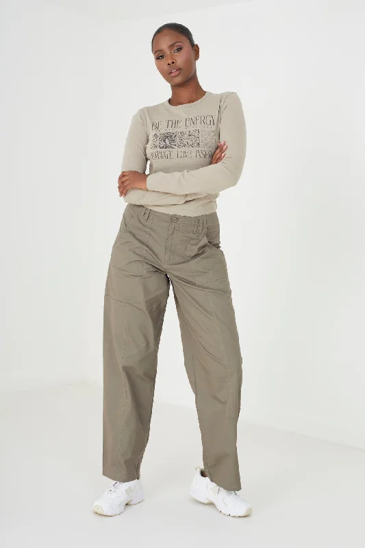 KHAKI UTILITY STYLE CARGO TROUSER Trousers Low Rise Relaxed