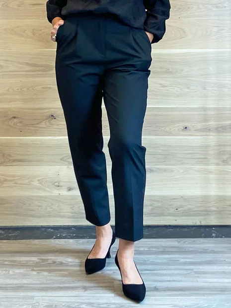 Emme Marella Pincio Trousers Black Trousers Versatile Stylish